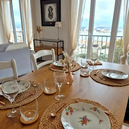 Διαμέρισμα Vue